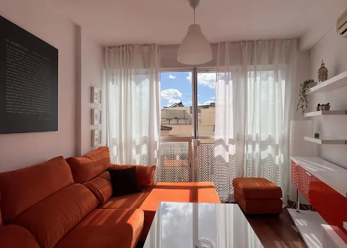 Sherry-house & Parking *